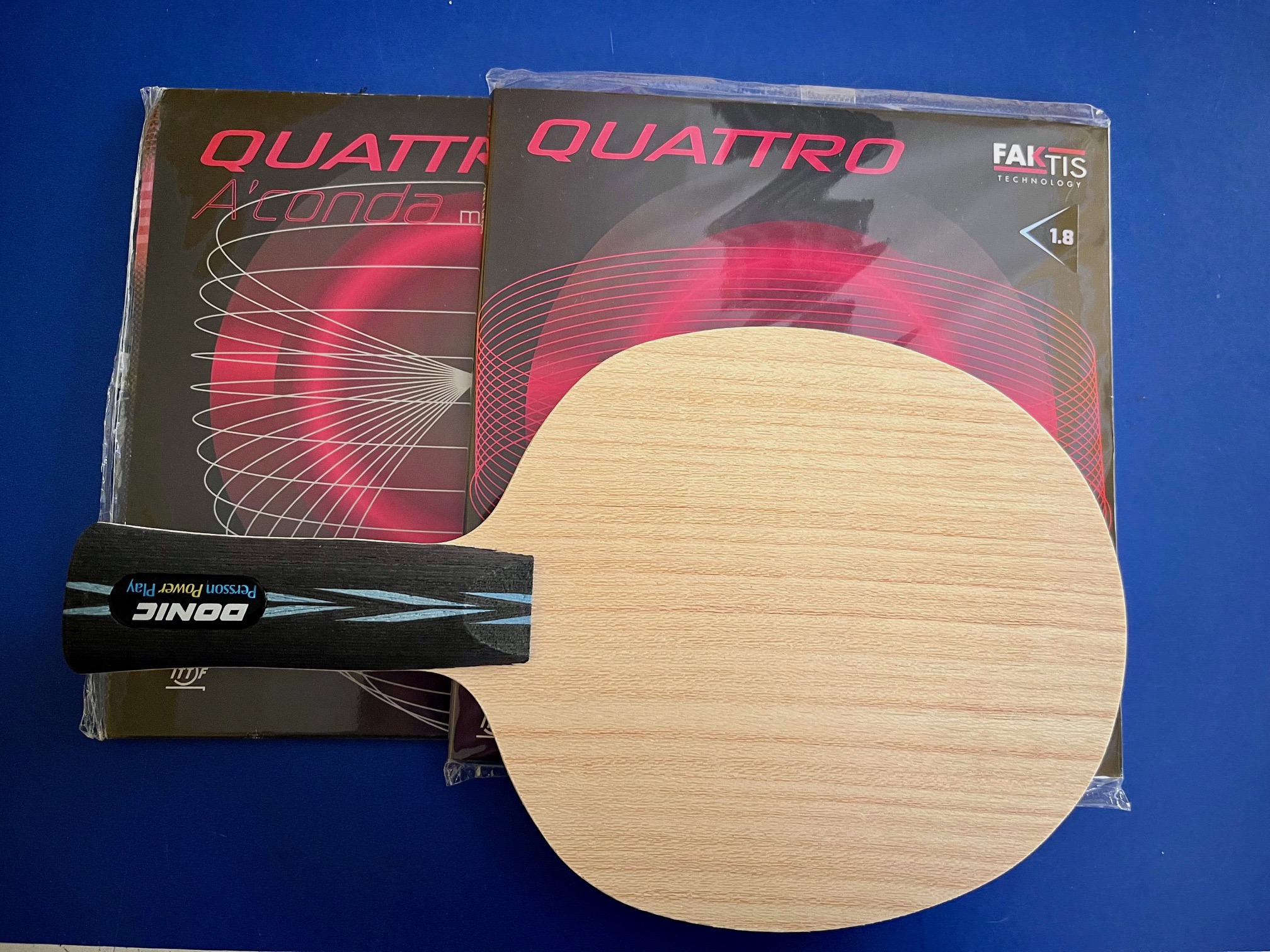 Donic Komplettschlägerangebot Quattro mit Persson Powerplay Donic Komplettschlägerangebot Quattro mit Persson Powerplay